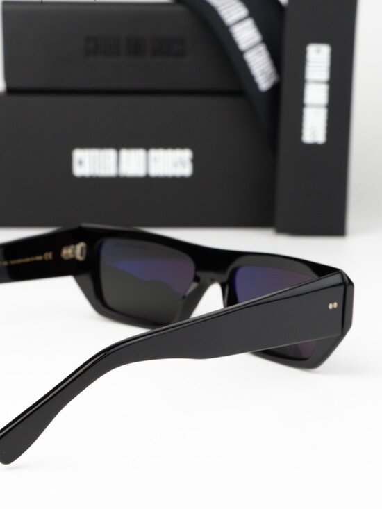 Cutler and Gross Women Sunglasses Black Red Rectangle CGSN1367 003 NEW AUTHENTIC main image 4